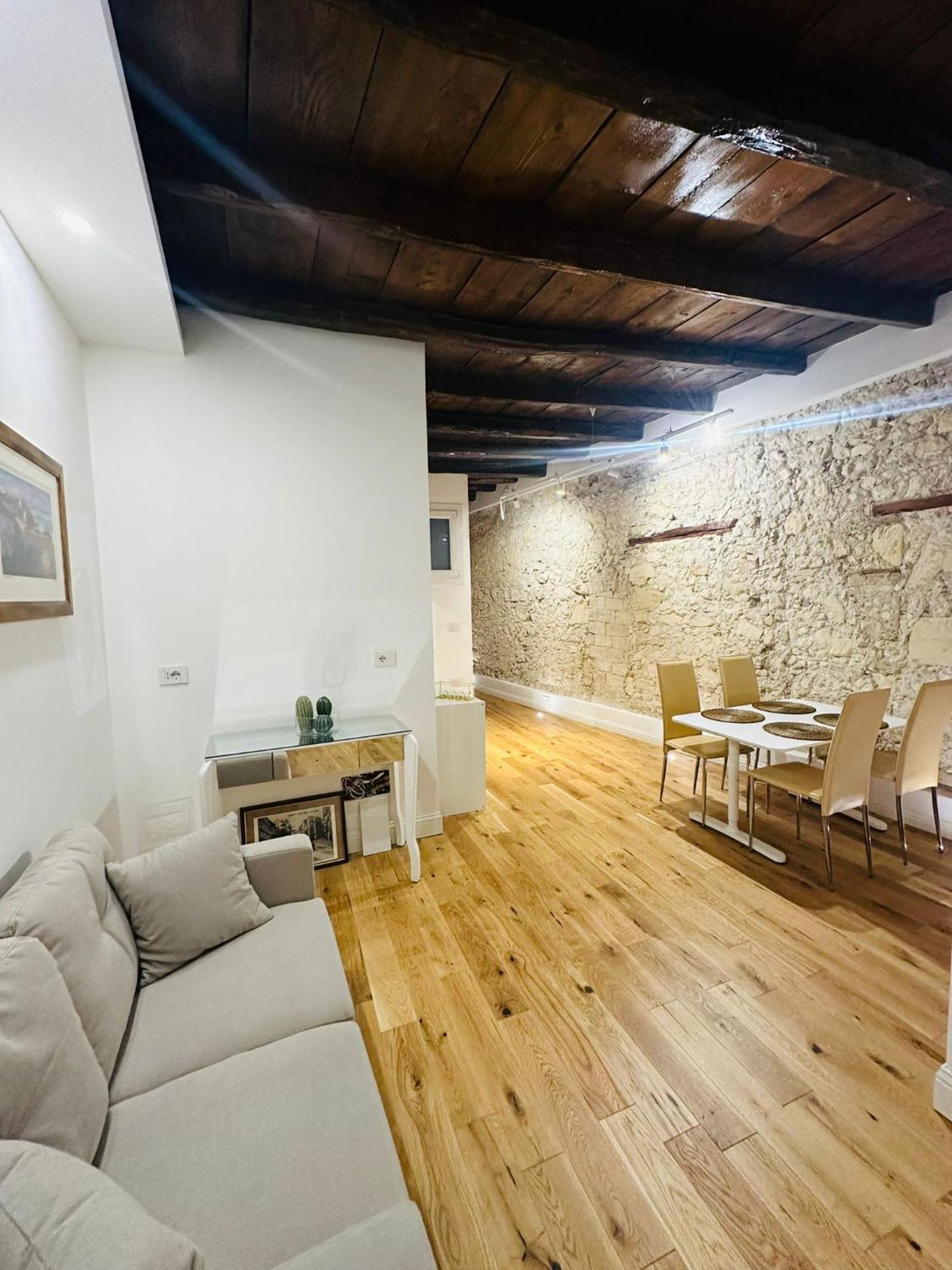 칼리아리 Antico Corso Charme B&B 외부 사진